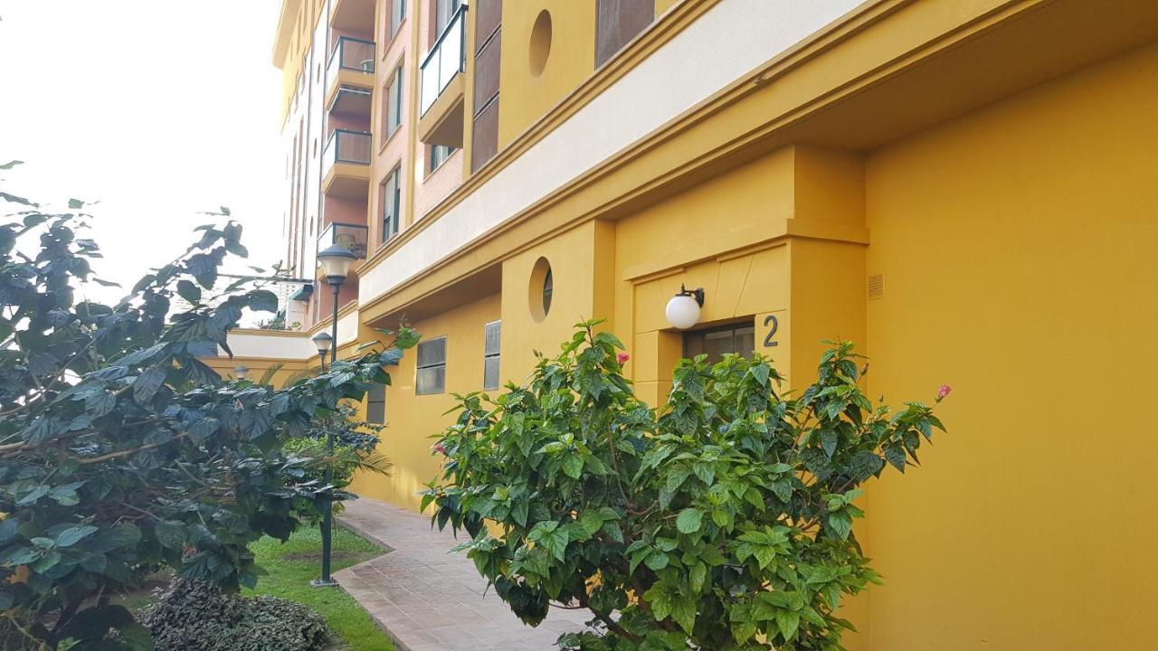 Impresionante Primera Linea De Playa, Bajondillo Beach Torremolinos Exterior photo